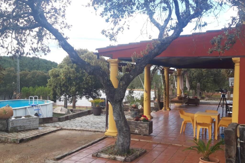 La Canada Villaharta Екстериор снимка